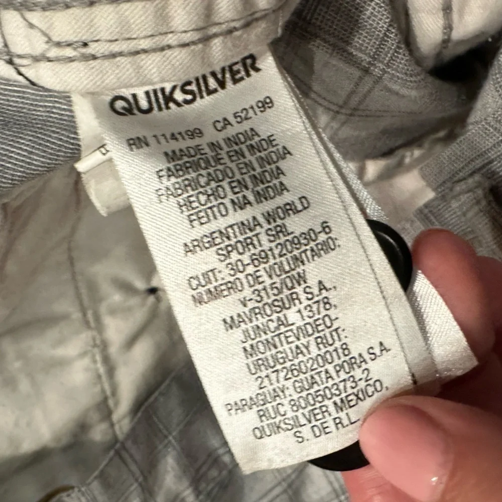 Quiksilver Gray Plaid Casual Beach Golf Chino Shorts Men’s 30 Preppy Vacation